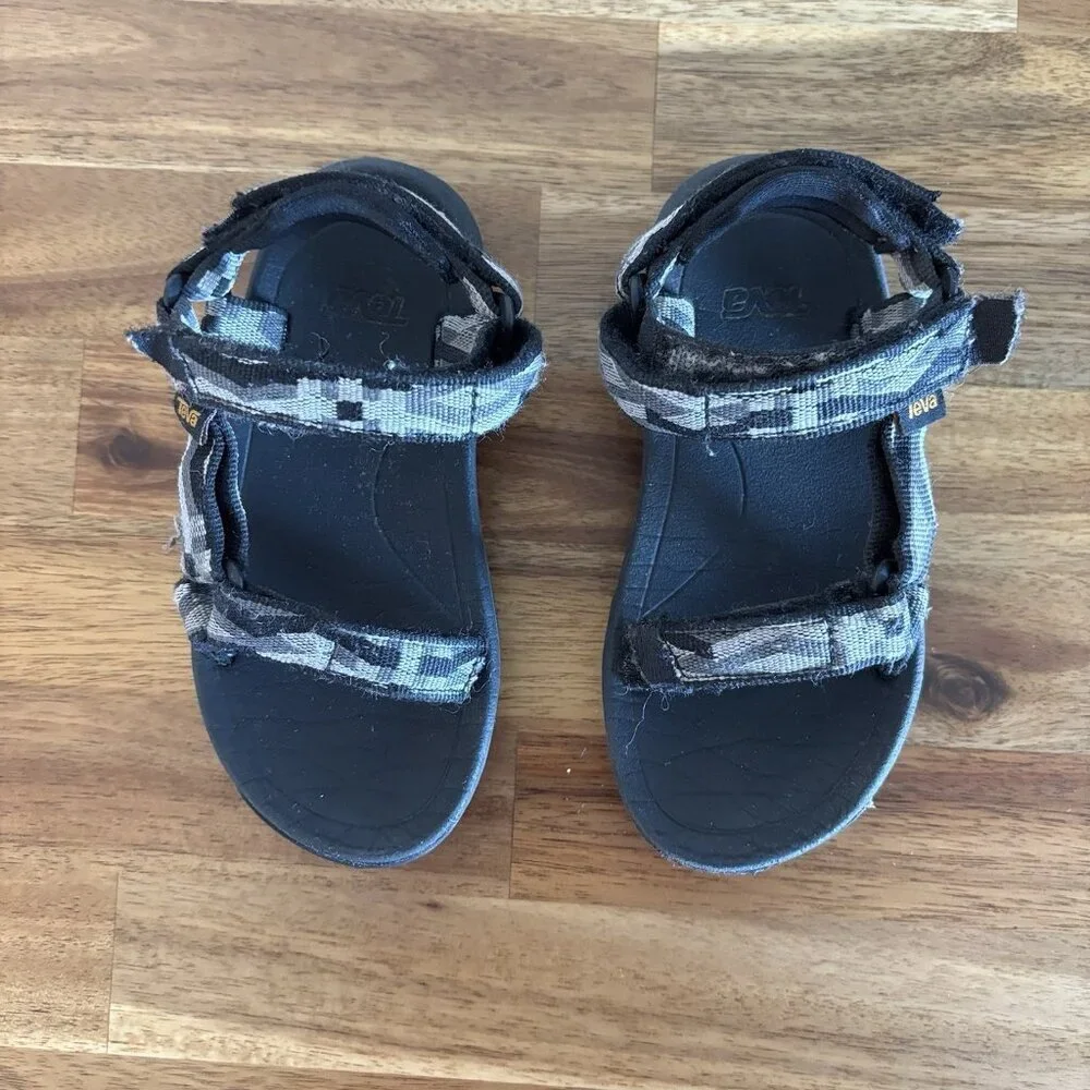 Teva good preowned
